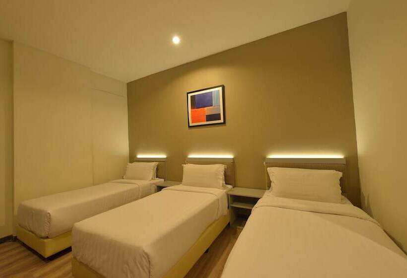 Трехместный Номер Deluxe, Abell Hotel Kuching