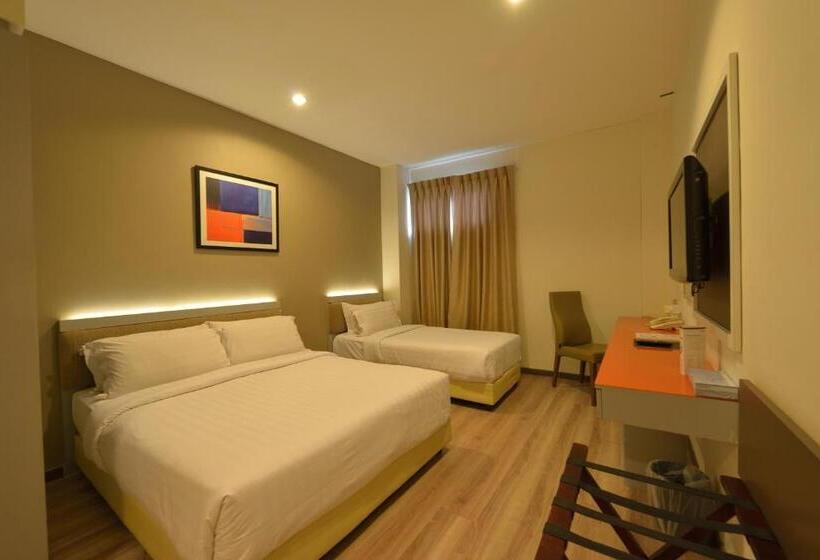 Семейный Номер Deluxe, Abell Hotel Kuching