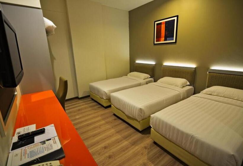 Трехместный Номер Deluxe, Abell Hotel Kuching