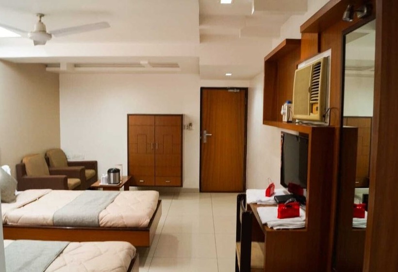 חדר סטנדרט, Ambassador