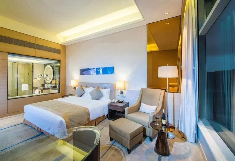 اتاق استاندارد با تخت دوبل, Crowne Plaza Guangzhou Huadu, An Ihg Hotel