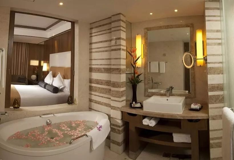 スタンダードルーム, Crowne Plaza New Delhi Okhla, An Ihg