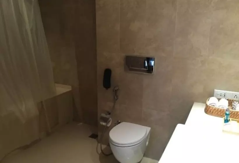 エクゼクティブスイート, Four Points By Sheraton Navi Mumbai, Vashi