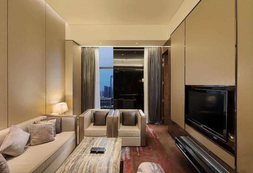 سوییت لوکس, Hilton Guangzhou Tianhe