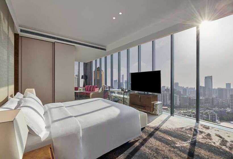 سوییت جونیور, Hilton Guangzhou Tianhe