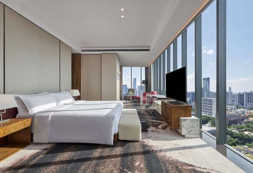 سوییت جونیور, Hilton Guangzhou Tianhe