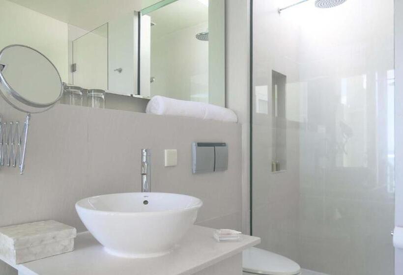 ویلای 1 خوابه, Holiday Inn Resort Kandooma Maldives   Kids Stay & Eat Free And Dive Free For Certified Divers For A