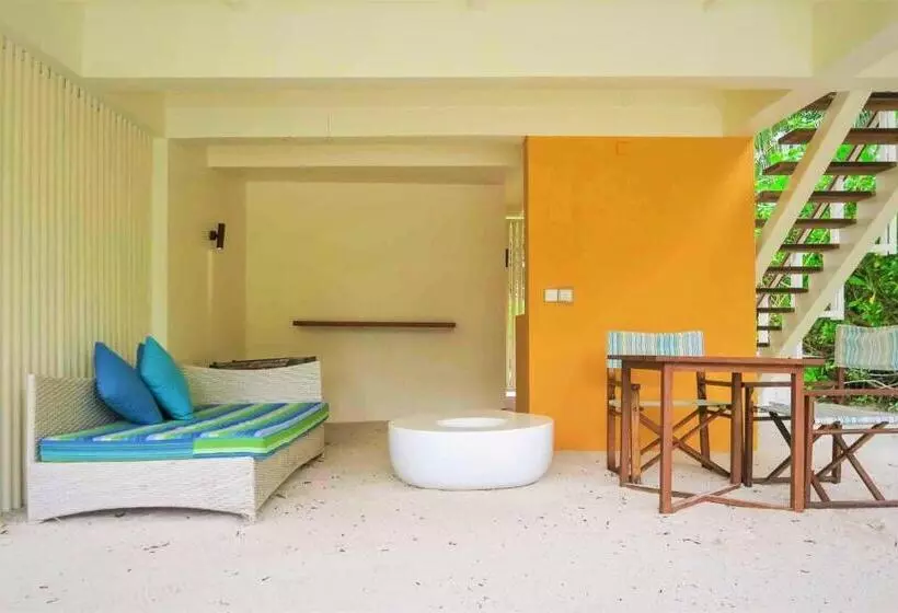 خانه 1 خوابه, Holiday Inn Resort Kandooma Maldives Kids Stay & Eat Free And Dive Free For Certified Divers For A