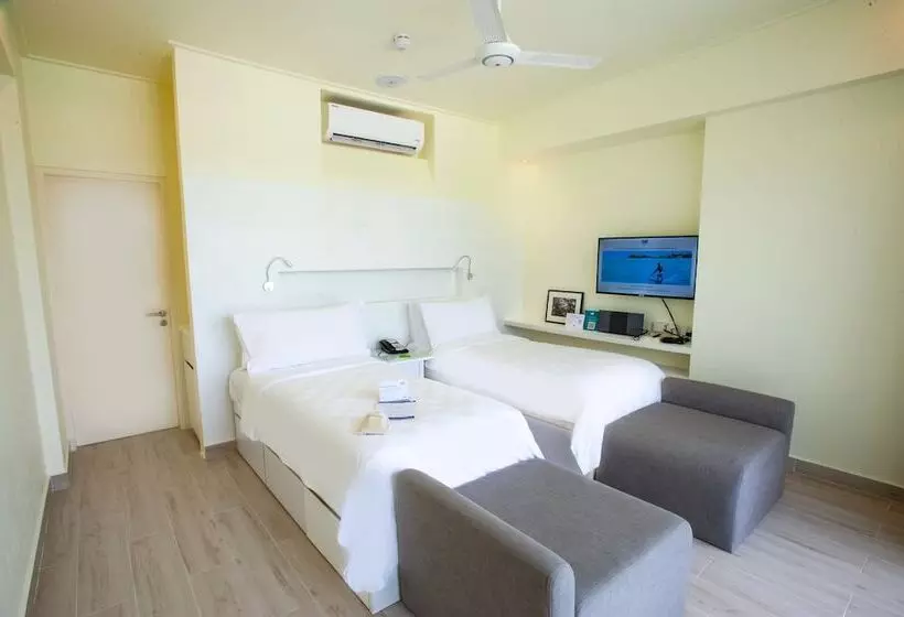 ویلای 3 خوابه با استخر, Holiday Inn Resort Kandooma Maldives