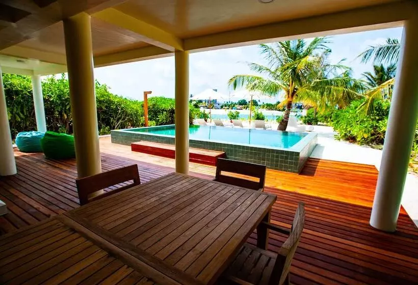 ویلای 3 خوابه با استخر, Holiday Inn Resort Kandooma Maldives