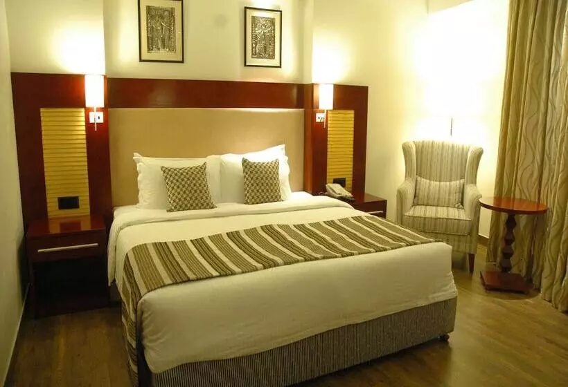 スイート, Sarovar Portico Jaipur
