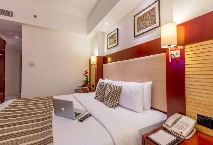 スイート, Sarovar Portico Jaipur