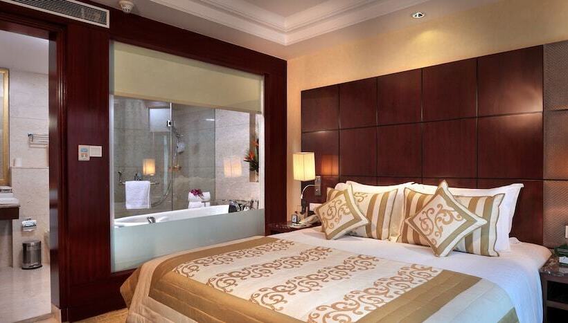 جناح ملكى, Skycity Hotel Gurgaon