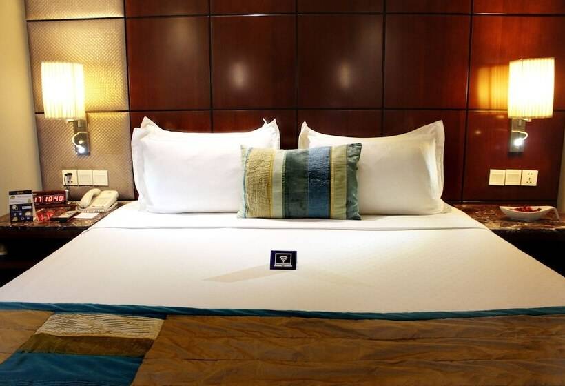 غرفة تنفيذية, Skycity Hotel Gurgaon