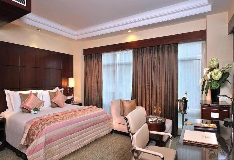 جناح بريميوم, Skycity Hotel Gurgaon