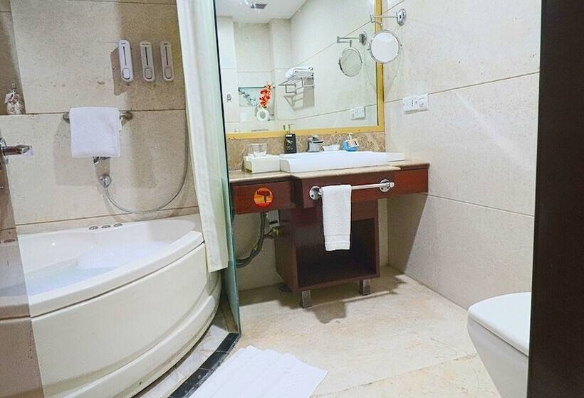 غرفة تنفيذية, Skycity Hotel Gurgaon