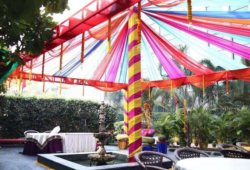 غرفة ديلوكس, Skycity Hotel Gurgaon