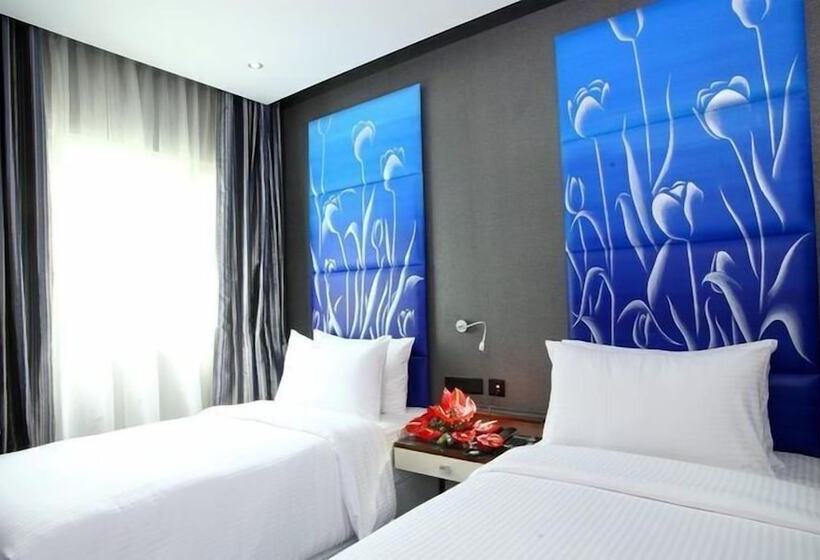 豪华房间, The Spring