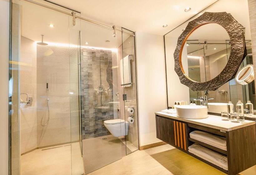 디럭스 룸 킹사이즈 침대, Tribe Hotel, Nairobi, A Member Of Design Hotels