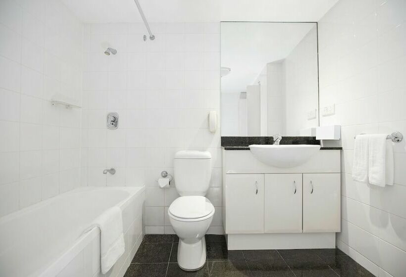 דירת חדר, Mantra Parramatta