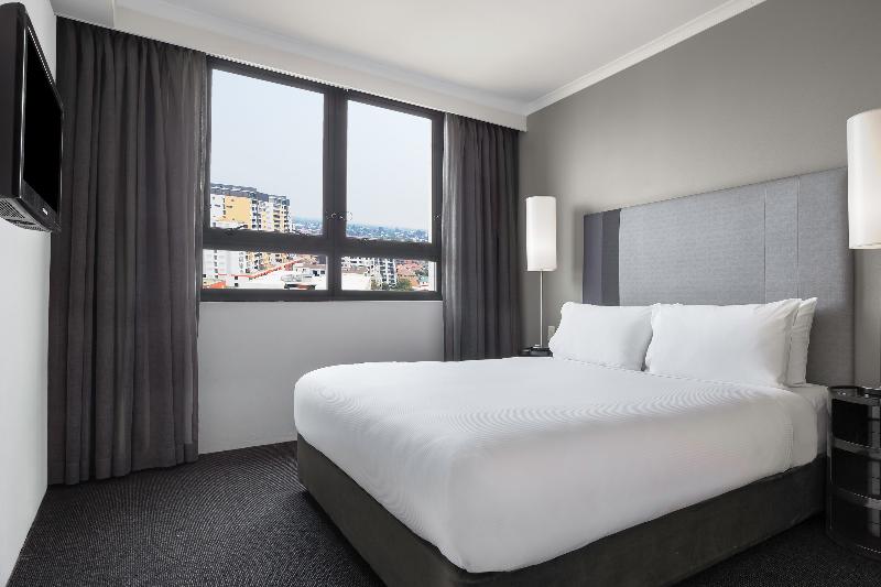 דירת חדר, Mantra Parramatta