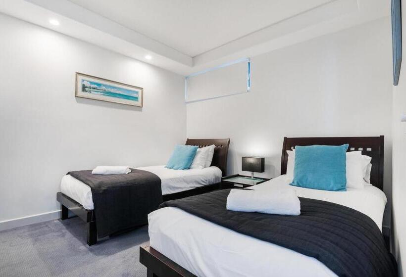 两卧行政公寓, Mantra Sirocco