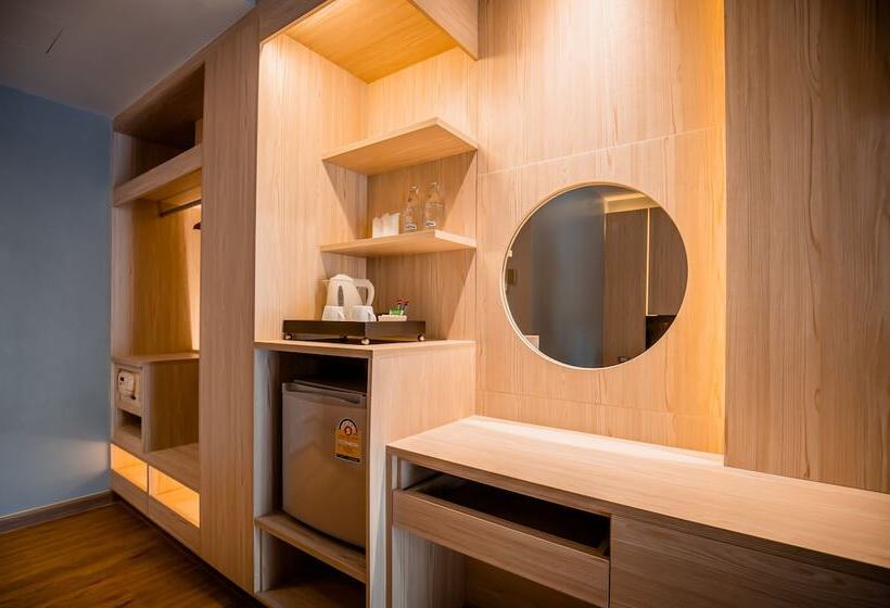 수피리어 룸, Thanthip Beach Resort Patong