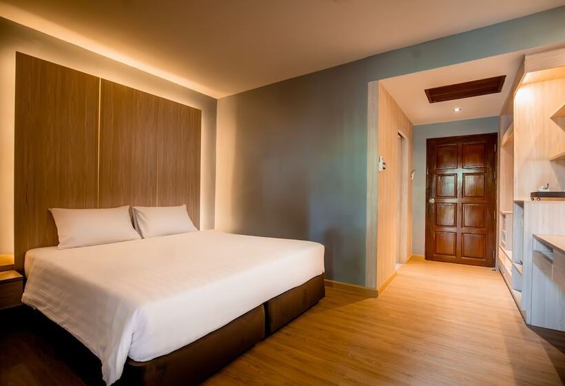 수피리어 룸, Thanthip Beach Resort Patong
