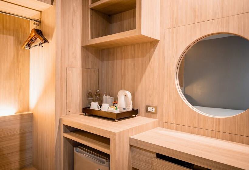 스탠다드 룸, Thanthip Beach Resort Patong