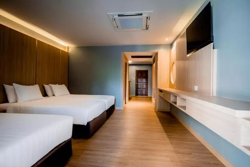 デラックストリプルルーム, Thanthip Beach Resort Patong