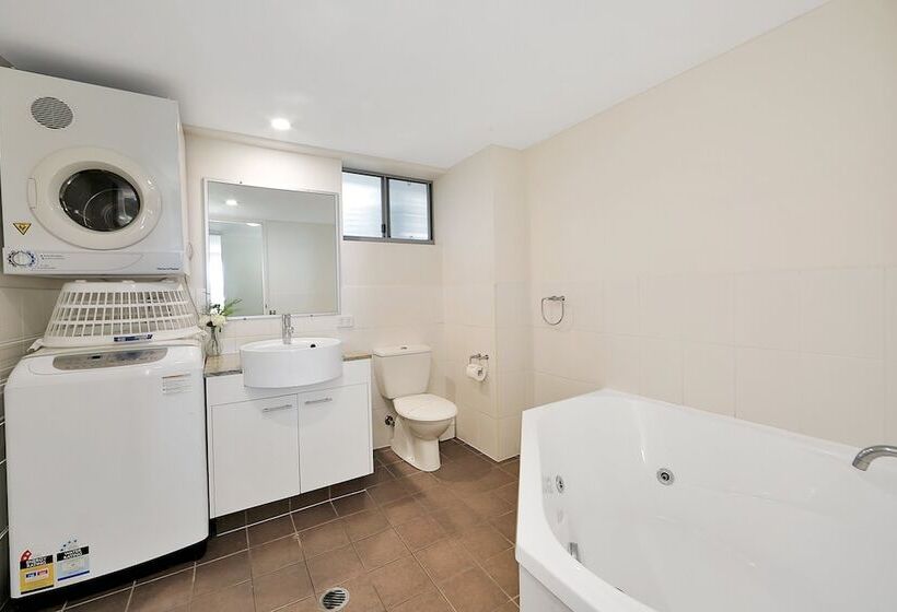 Апартаменты 1 Спальня с Видом, The Point Resort