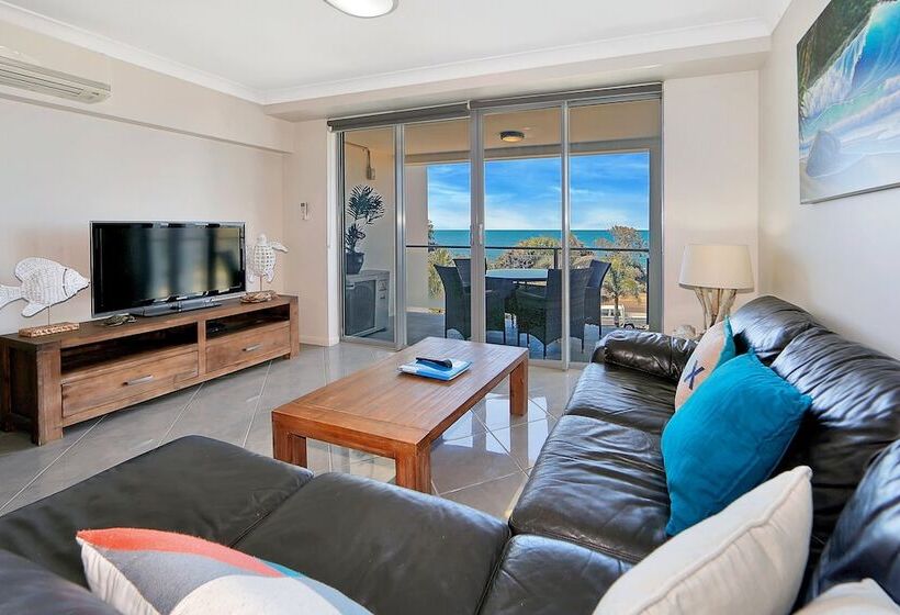 Апартаменты 1 Спальня Вид на Море, The Point Resort