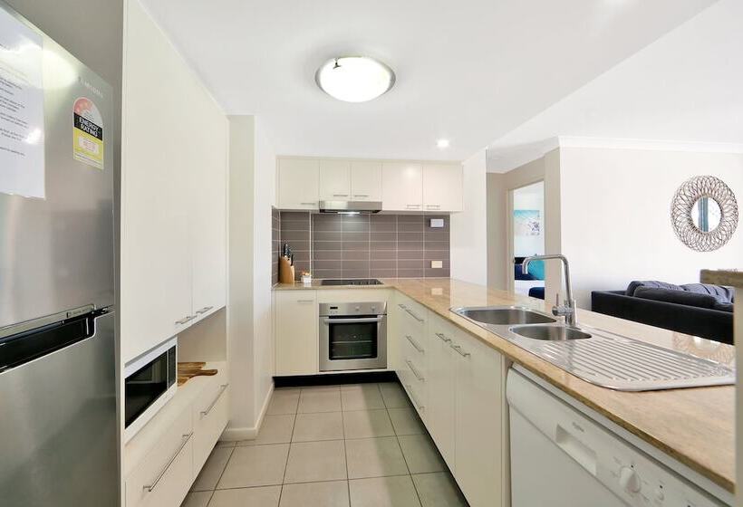 Апартаменты 3 Спальни Вид на Море, The Point Resort