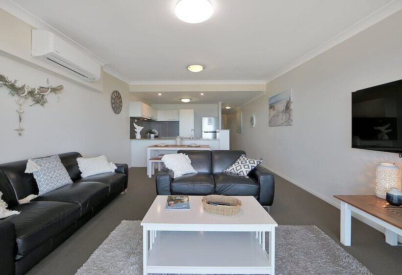 Апартаменты 3 Спальни Вид на Море, The Point Resort