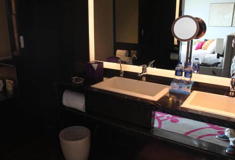 수피리어 룸, Wongtee V Hotel