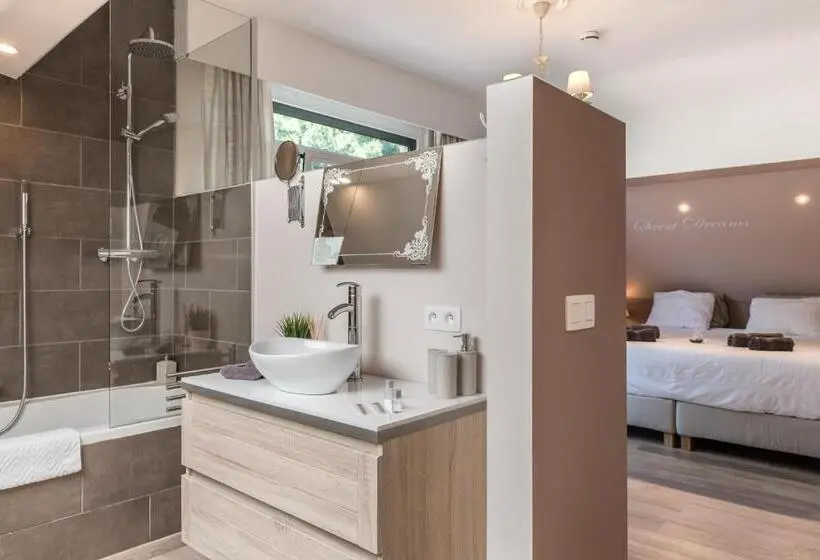 Standard Kolmen Hengen Huone, B&b Alegría