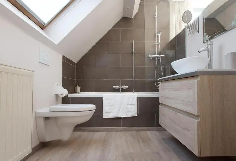 Standard Kolmen Hengen Huone, B&b Alegría