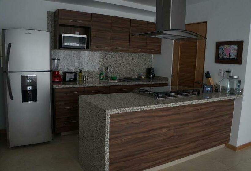 Апартаменты 2 Спальни, Metropolitan Suites