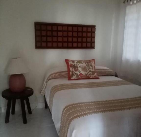 带花园景观的标准洋房, Casa Maria En La Manzanilla