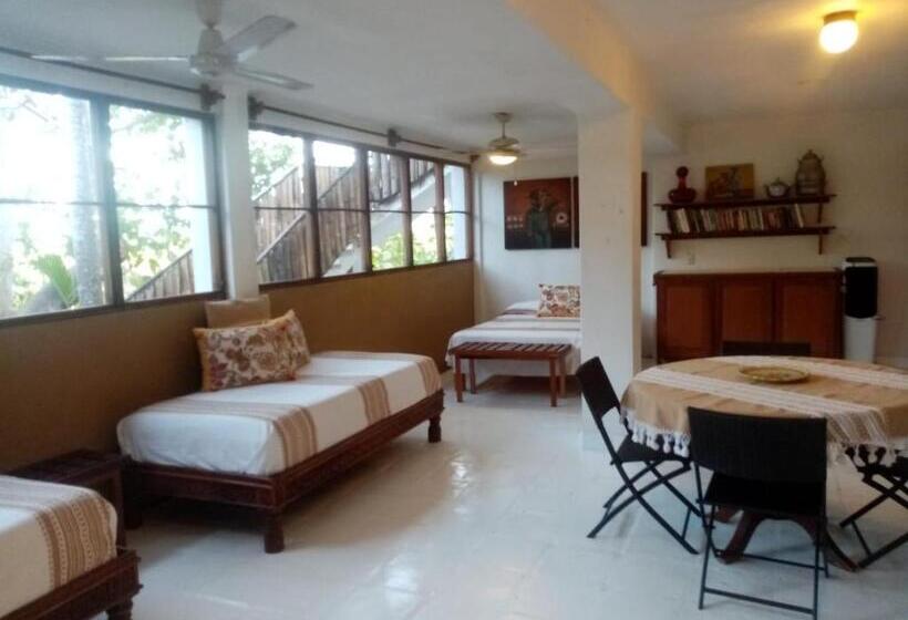 带花园景观的标准洋房, Casa Maria En La Manzanilla