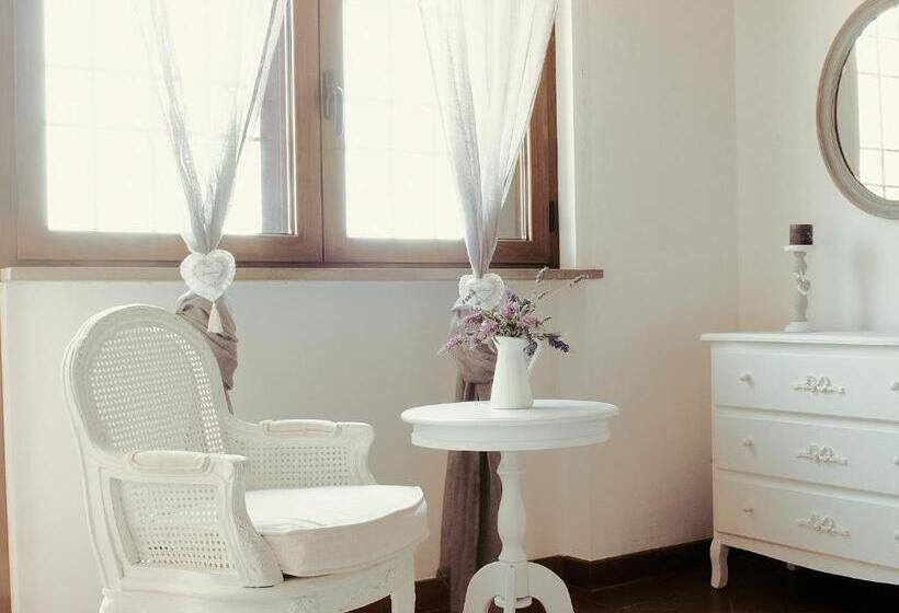 חדר דלוקס, The Bell Tower Lodge