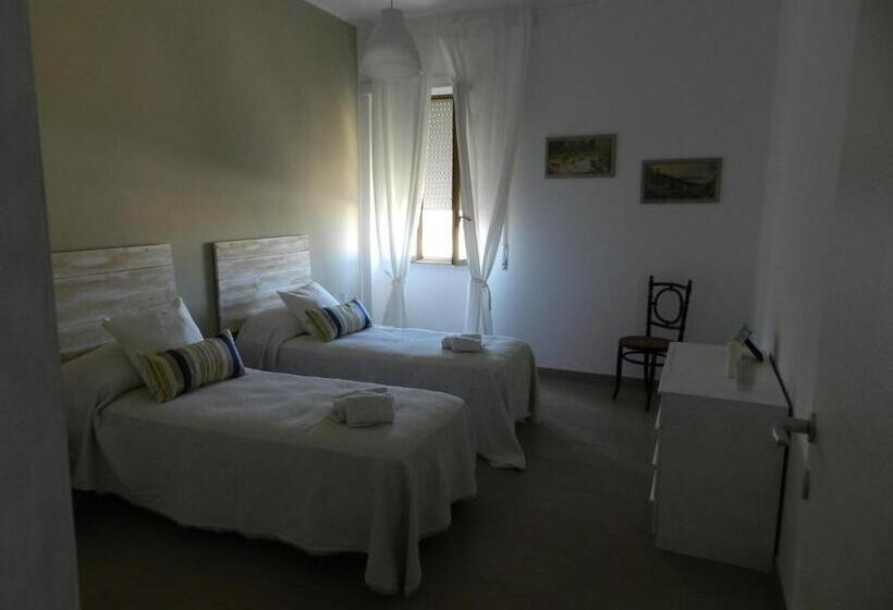 バス共有のスタンダードルーム, La Casa Di Mery