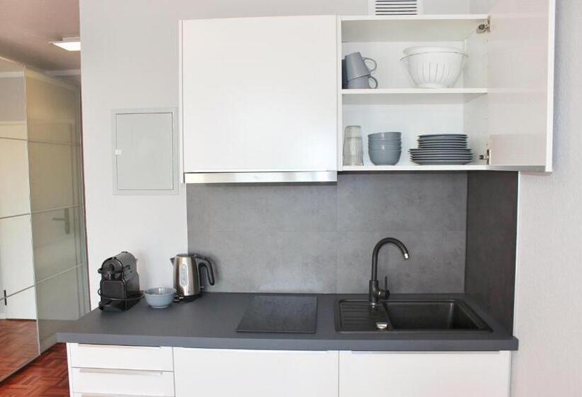 1ベッドルームのスーペリアアパートメント, Hometown Apartments