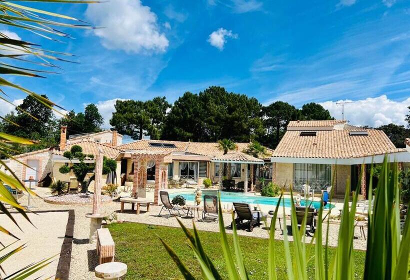 סטודיו סטנדרט נוף לים, Le Mas Des Mathes, Chambres D Hôtes, Studios