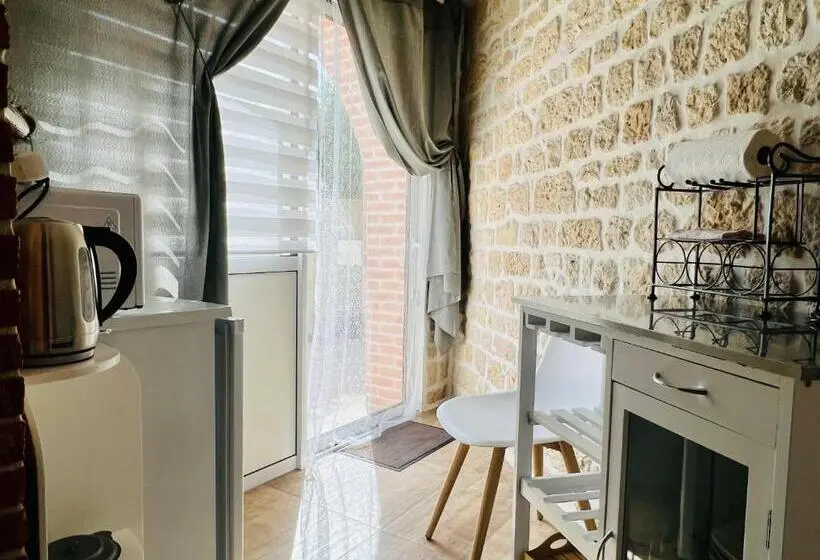 デラックスルーム, Le Mas Des Mathes, Chambres D Hôtes, Studios