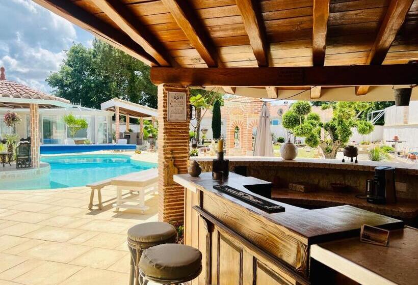 Апартаменты 1 Спальня, Le Mas Des Mathes, Chambres D Hôtes, Studios