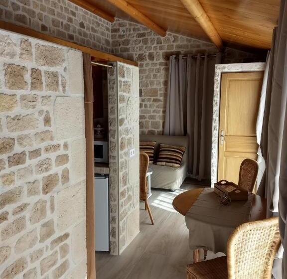 סטודיו סטנדרט נוף לים, Le Mas Des Mathes, Chambres D Hôtes, Studios