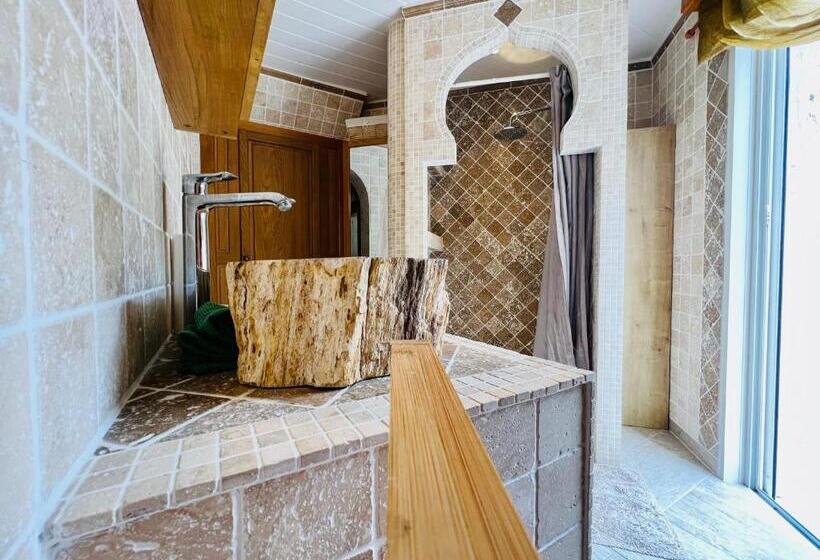 Апартаменты 1 Спальня с Террасой, Le Mas Des Mathes, Chambres D Hôtes, Studios