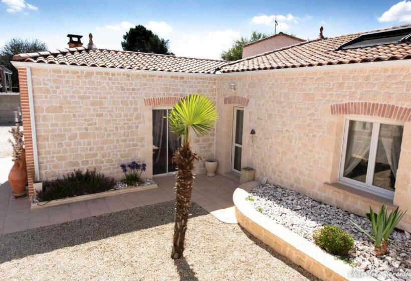 דירת חדר עם טרסה, Le Mas Des Mathes, Chambres D Hôtes, Studios