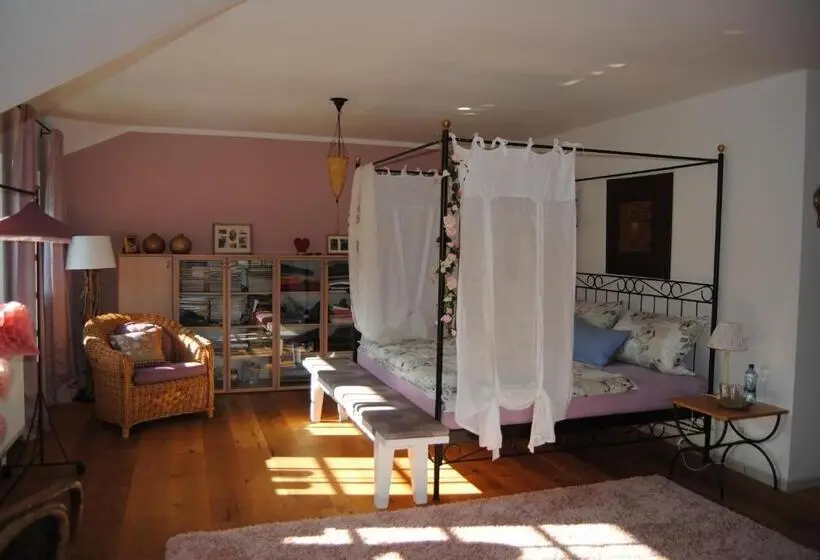 デラックスルーム, Bed And Breakfast Petra Huber